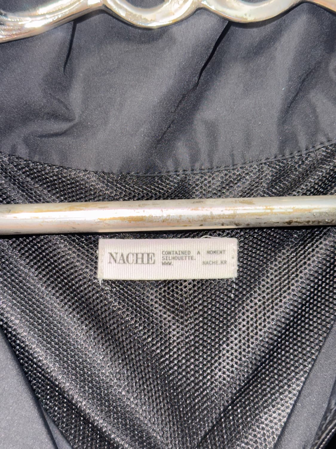 NACHE cut-out windbreaker black 상품이미지4