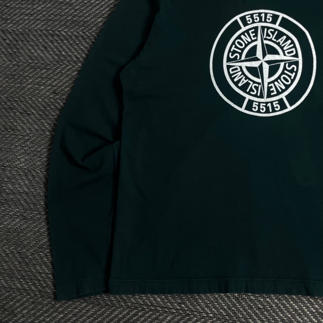 스톤아일랜드 와펜 빅로고 크루넥 롱슬리브 티셔츠 y 3594 상품이미지4