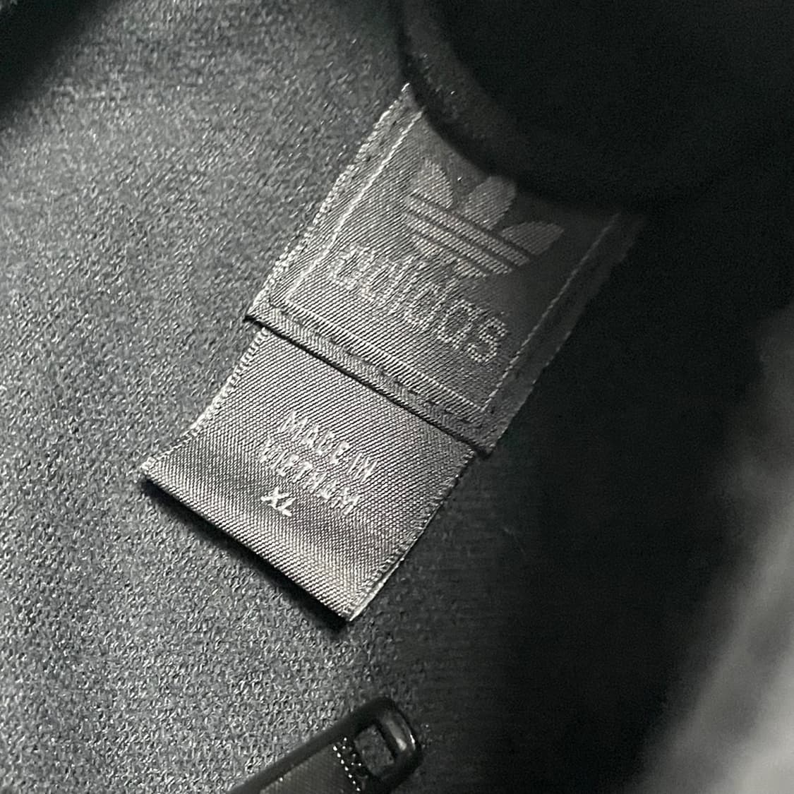 XL 아디다스 디즈니 블랙 트랙탑 상품이미지4