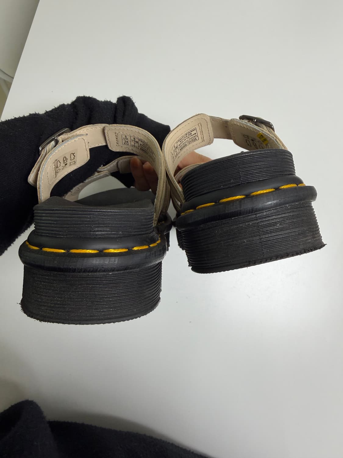 닥터마틴 마일즈 DB 샌들 샌드 240 상품이미지5