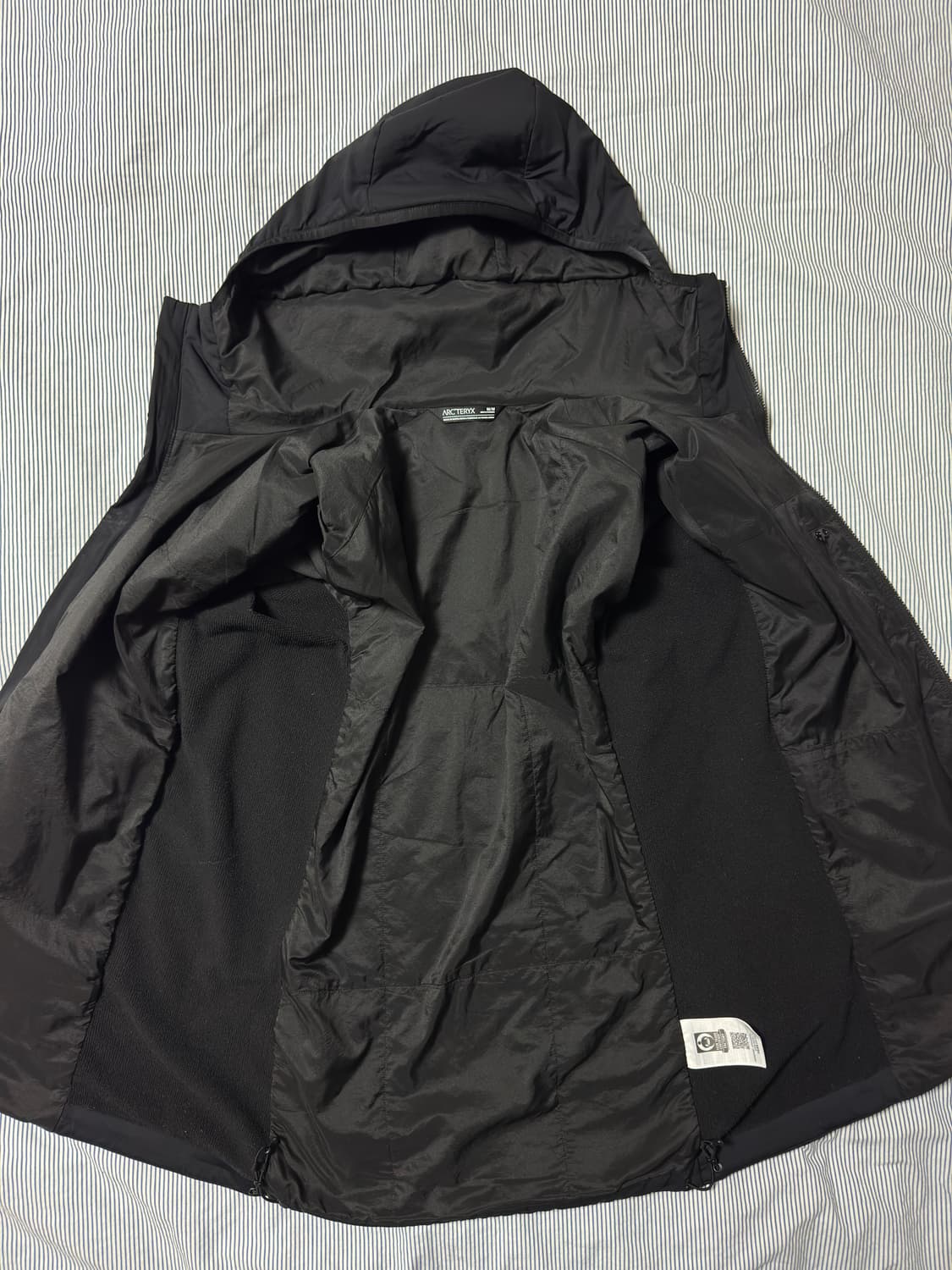 (S급/택보유) 아크테릭스 아톰 후디 블랙 M 상품이미지9