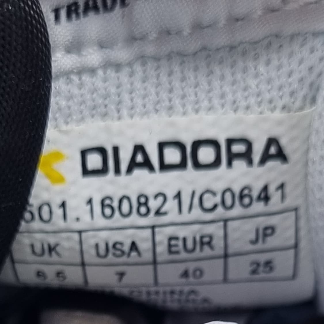 디아도라 게임 스니커즈 250 상품이미지6