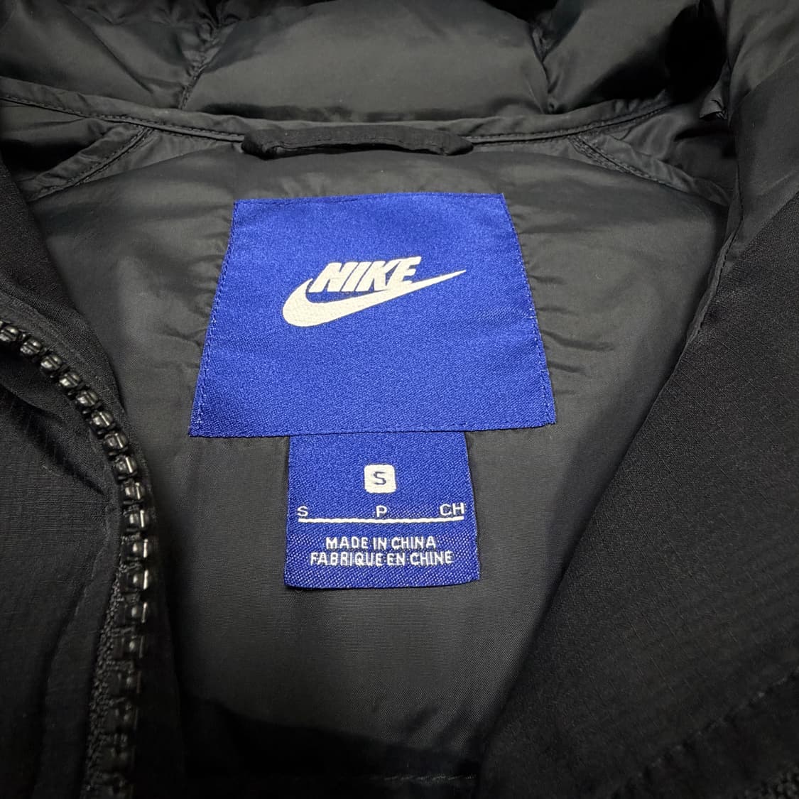 나이키 퓨추라 덕다운 패딩 상품이미지2