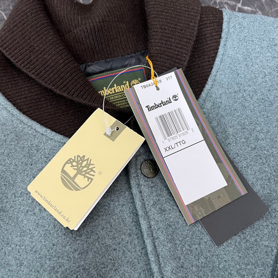 팀버랜드 TDC 컬렉션 카프스킨 레더 바시티 자켓 상품이미지5