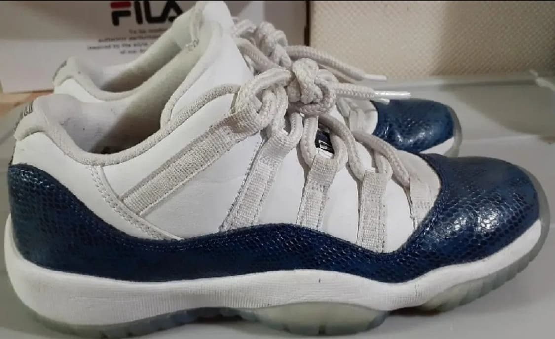 나이키 에어조던11로우 남뱀피 240 상품이미지3