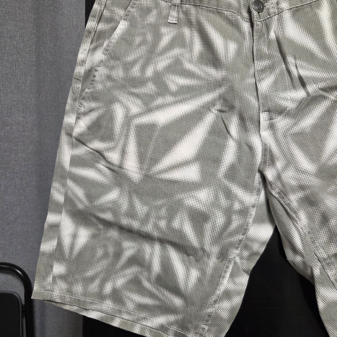 Volcom 패턴 하프 팬츠 33-34 상품이미지2