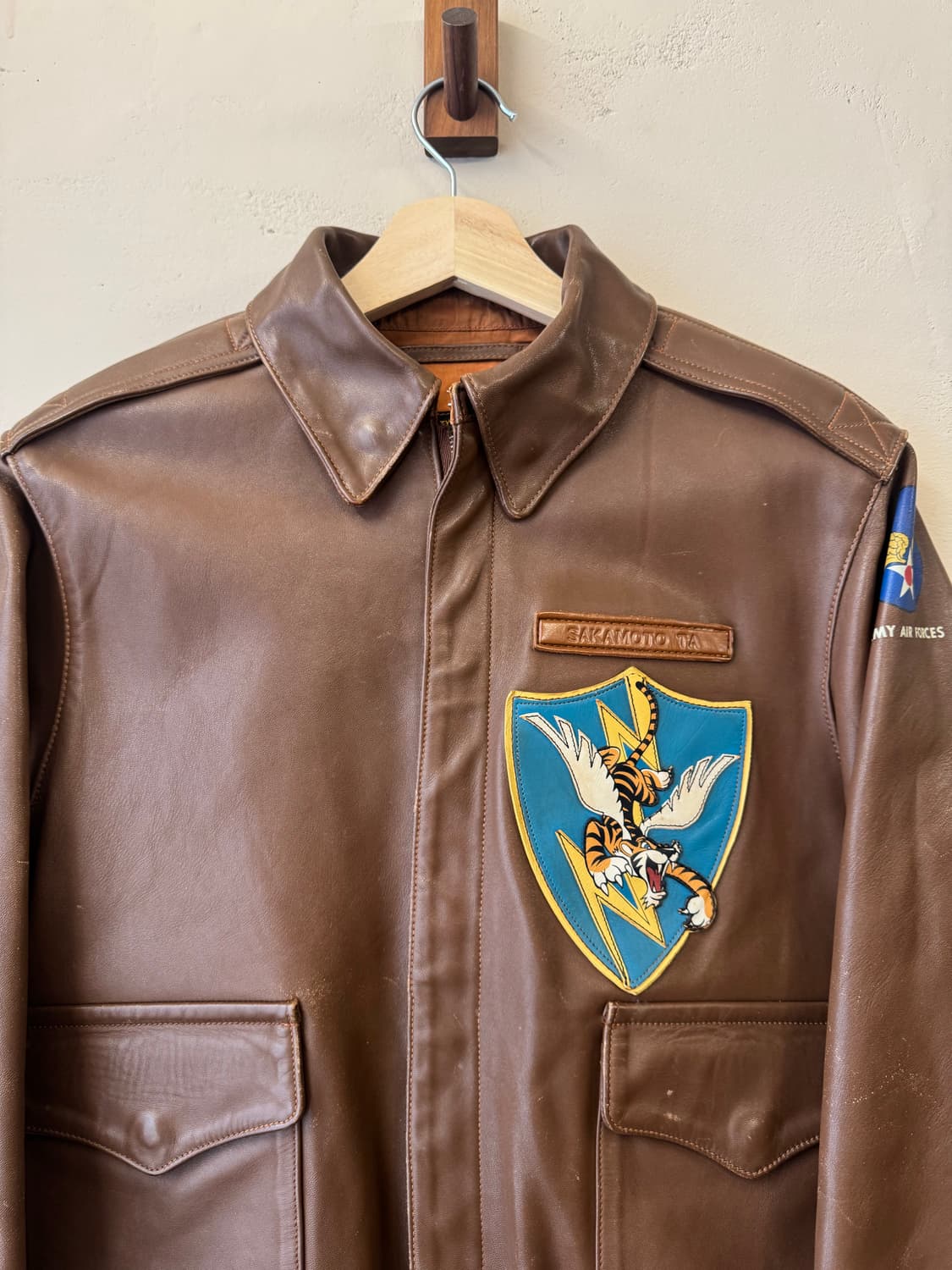 리얼 맥코이 A-2 레더 자켓 플라잉 타이거 40 상품이미지2