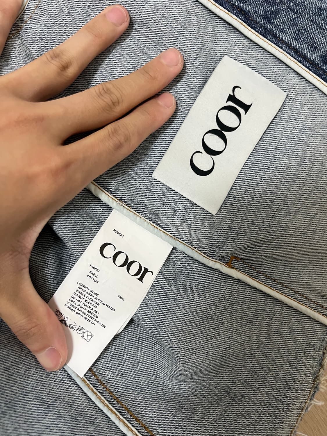 쿠어 쉐도우 워시드 컷오프 데님 트러커 상품이미지3