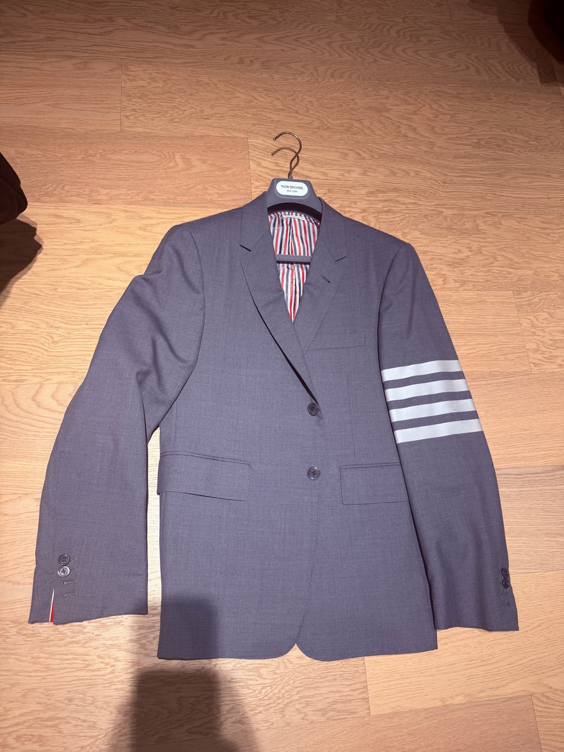 톰브라운 4바 그레이 정장 셋업 상품이미지2