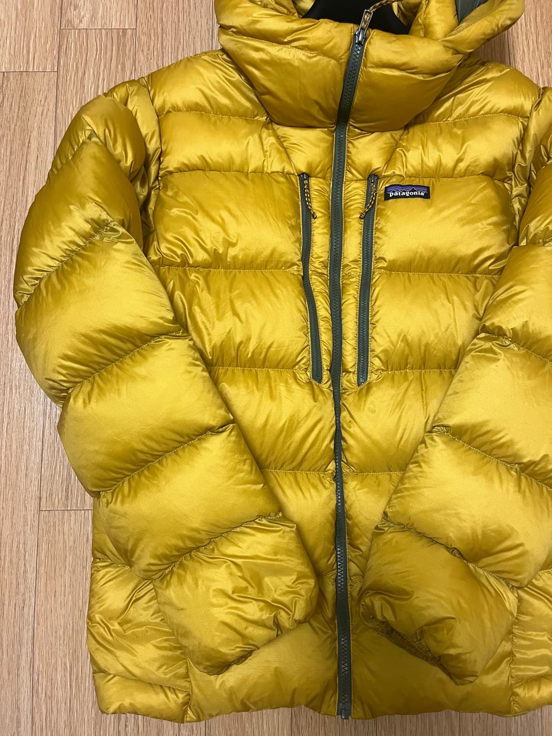 파타고니아 피츠로이 패딩 M 상품이미지7