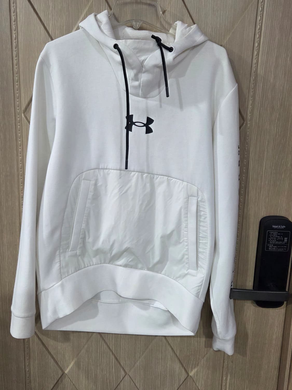 언더아머 흰색후드티 상품이미지1