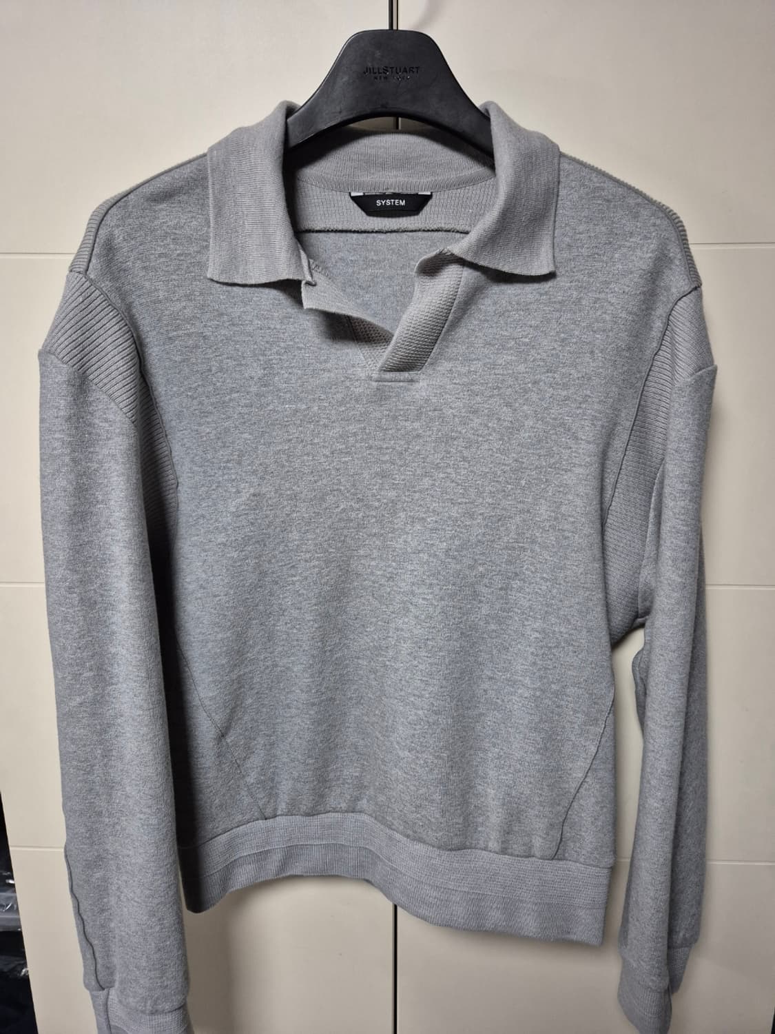 (95) 시스템옴므 니트 재질 카라 맨투맨 상품이미지1