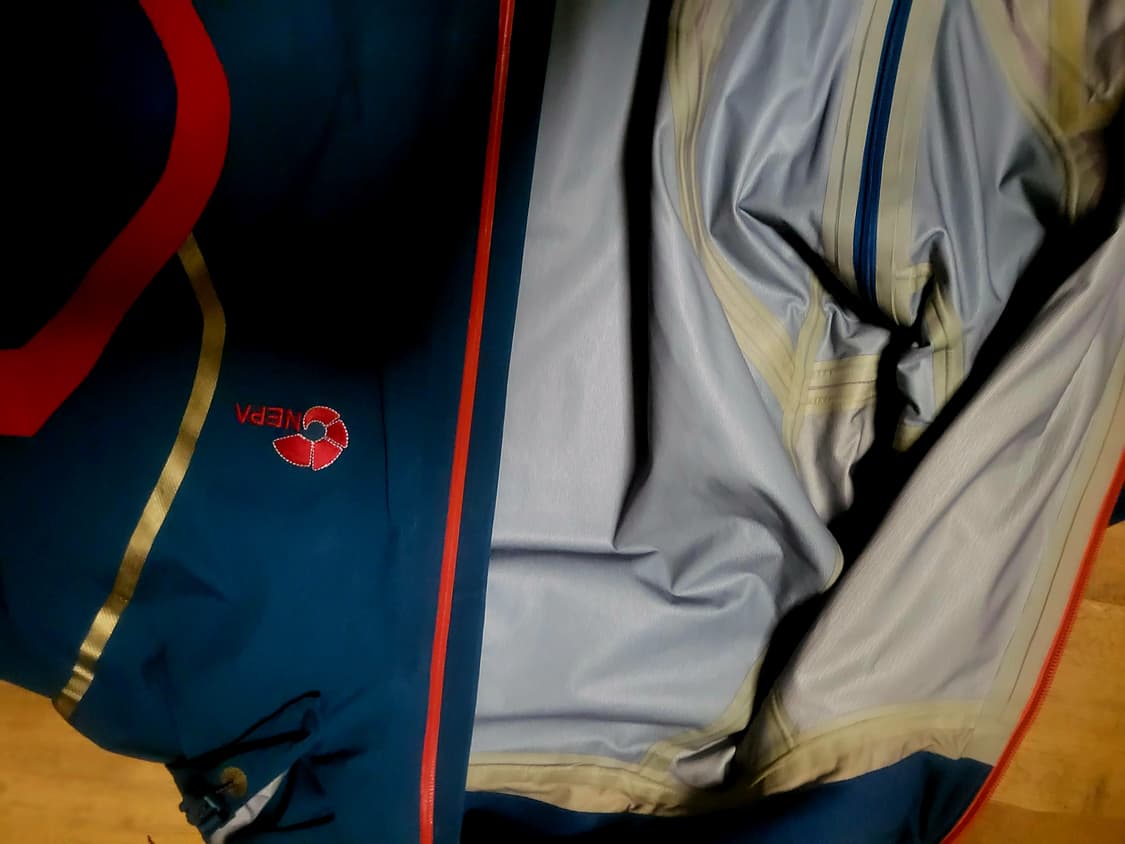 [미사용 택달린 새상품] 네파-남자 등산 바람막이 상품이미지9