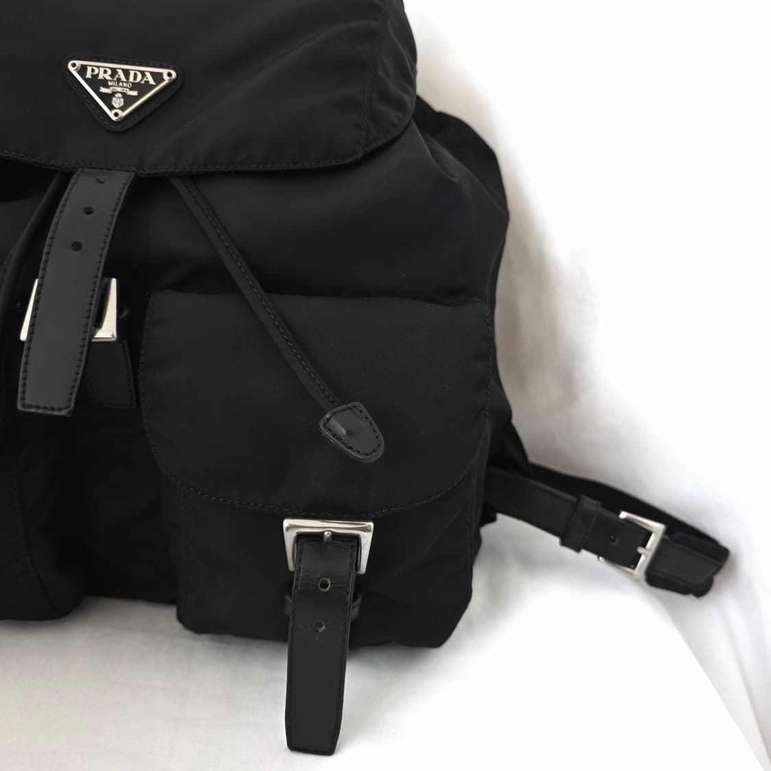 [정품 PRADA] 프라다 투포켓 나일론 빈티지백팩 라지 상품이미지3