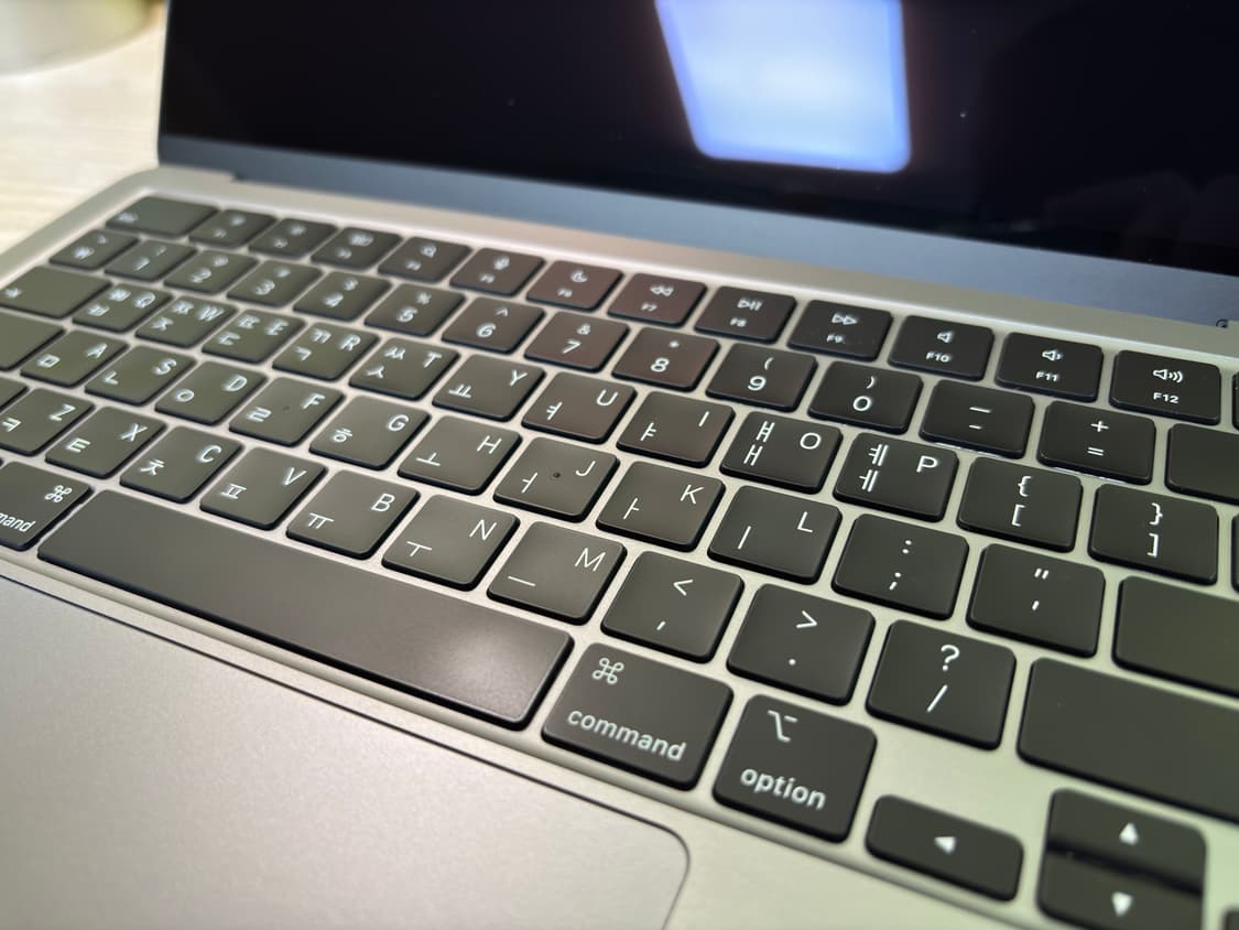 맥북에어 13 m2 스페이스 그레이 8/256 상품이미지5