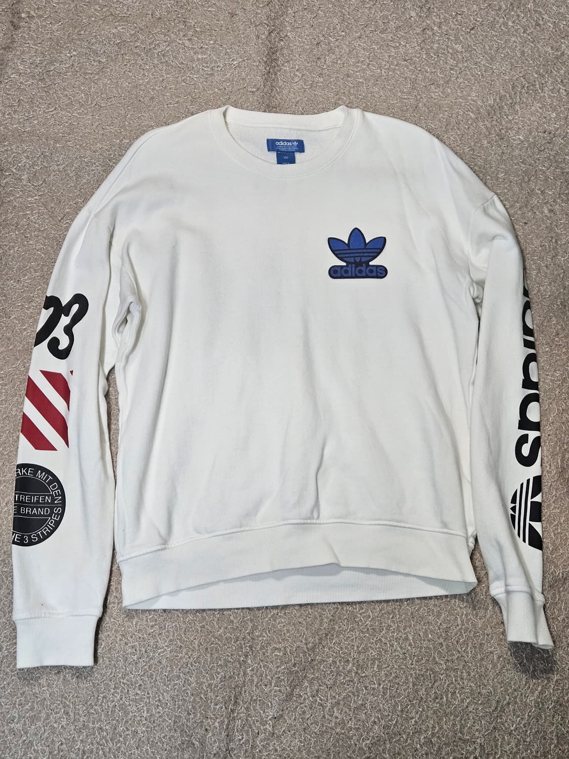 아디다스 불꽃 맨투맨 상품이미지1