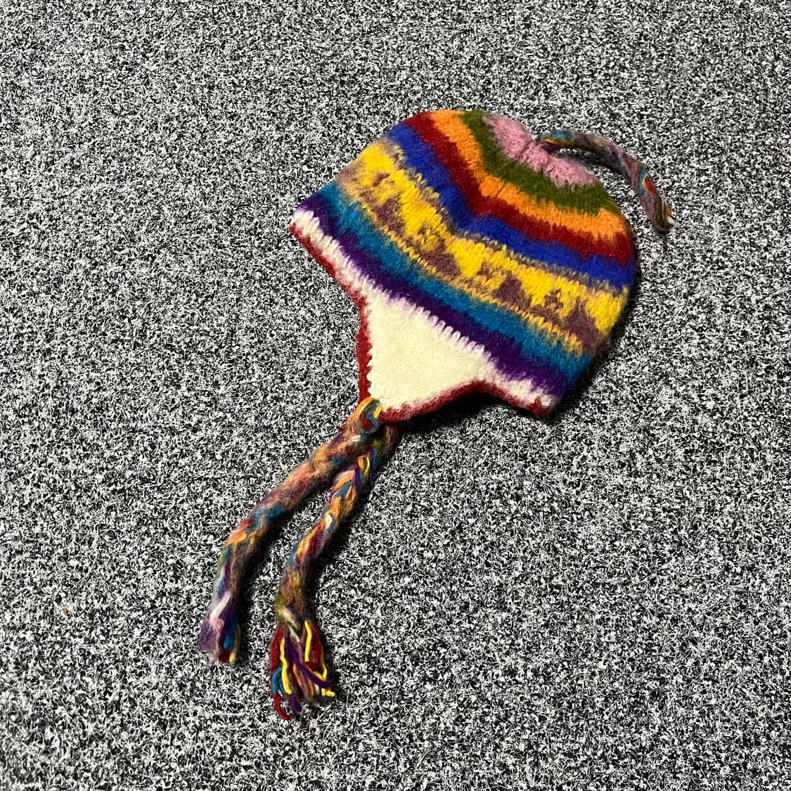 빈티지 핸드메이드 네팔 귀도리 비니 상품이미지1