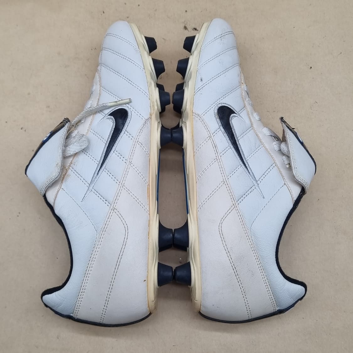 나이키  티엠포 축구화 275 상품이미지5