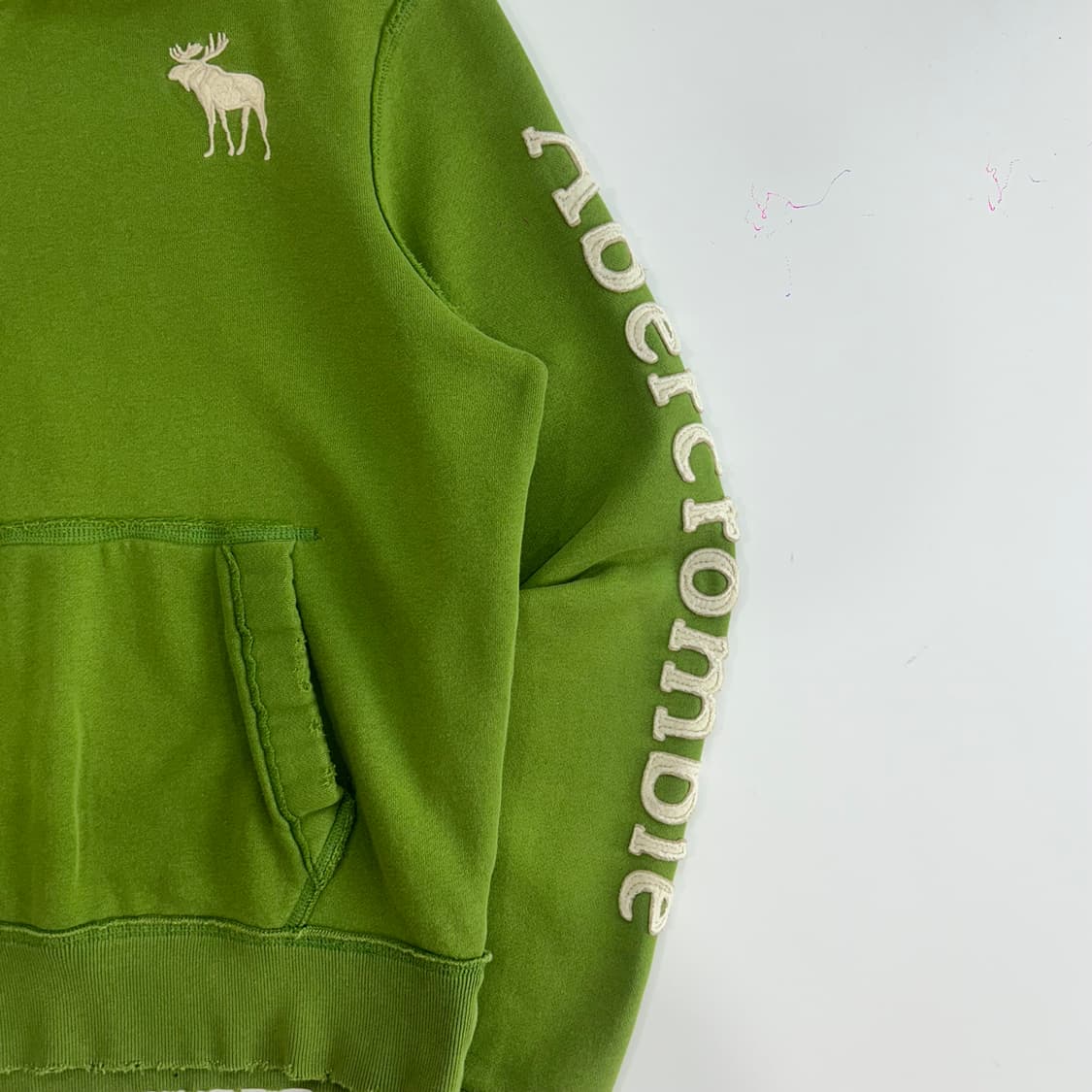 Abercrombie 아베크롬비 사이드로고 그린 후드티 상품이미지4