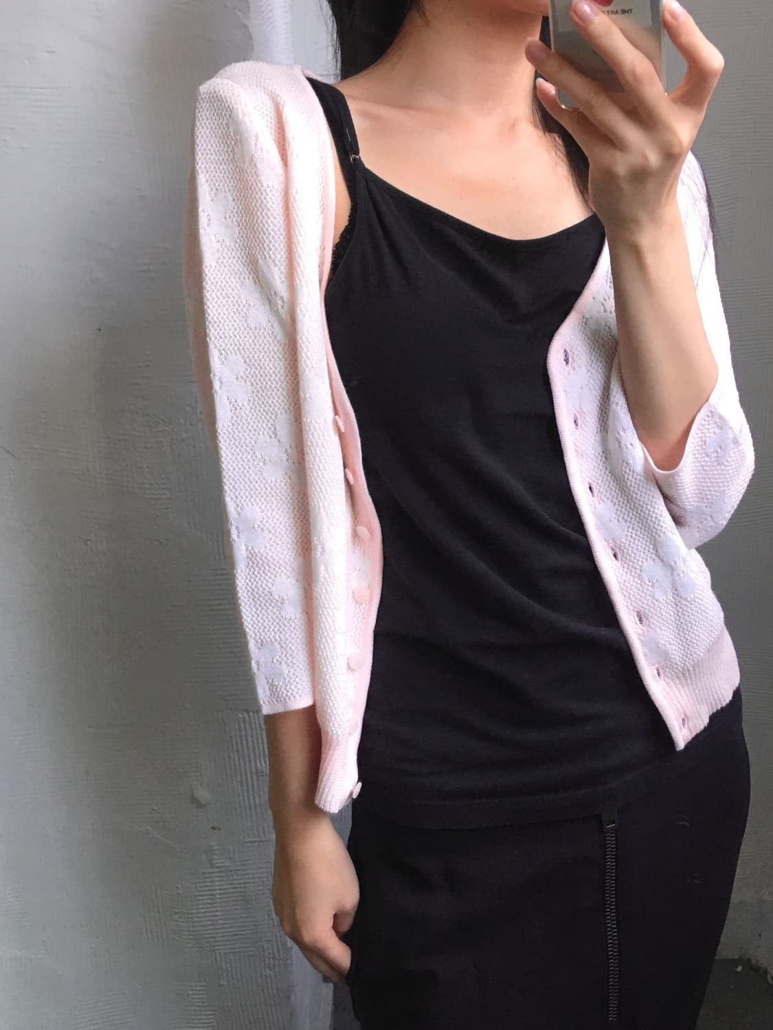 Courreges 꾸레쥬 핑크 플라워 크롭 가디건 상품이미지3