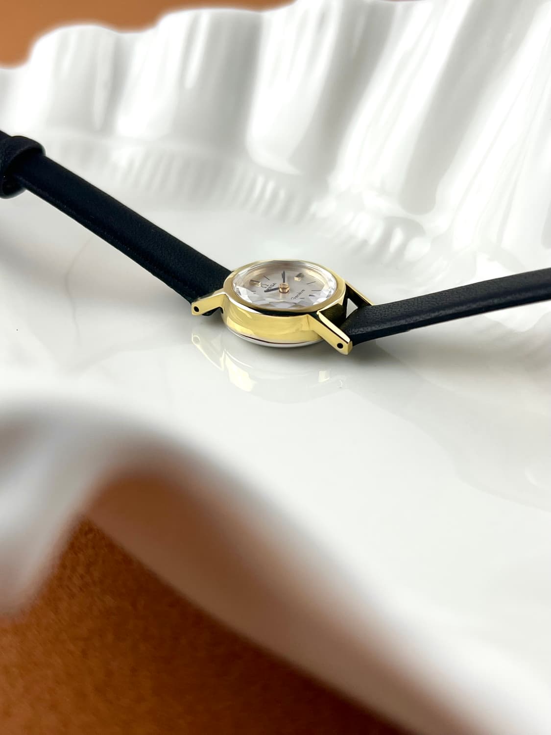 OMEGA Lady mini round gold watch 상품이미지5