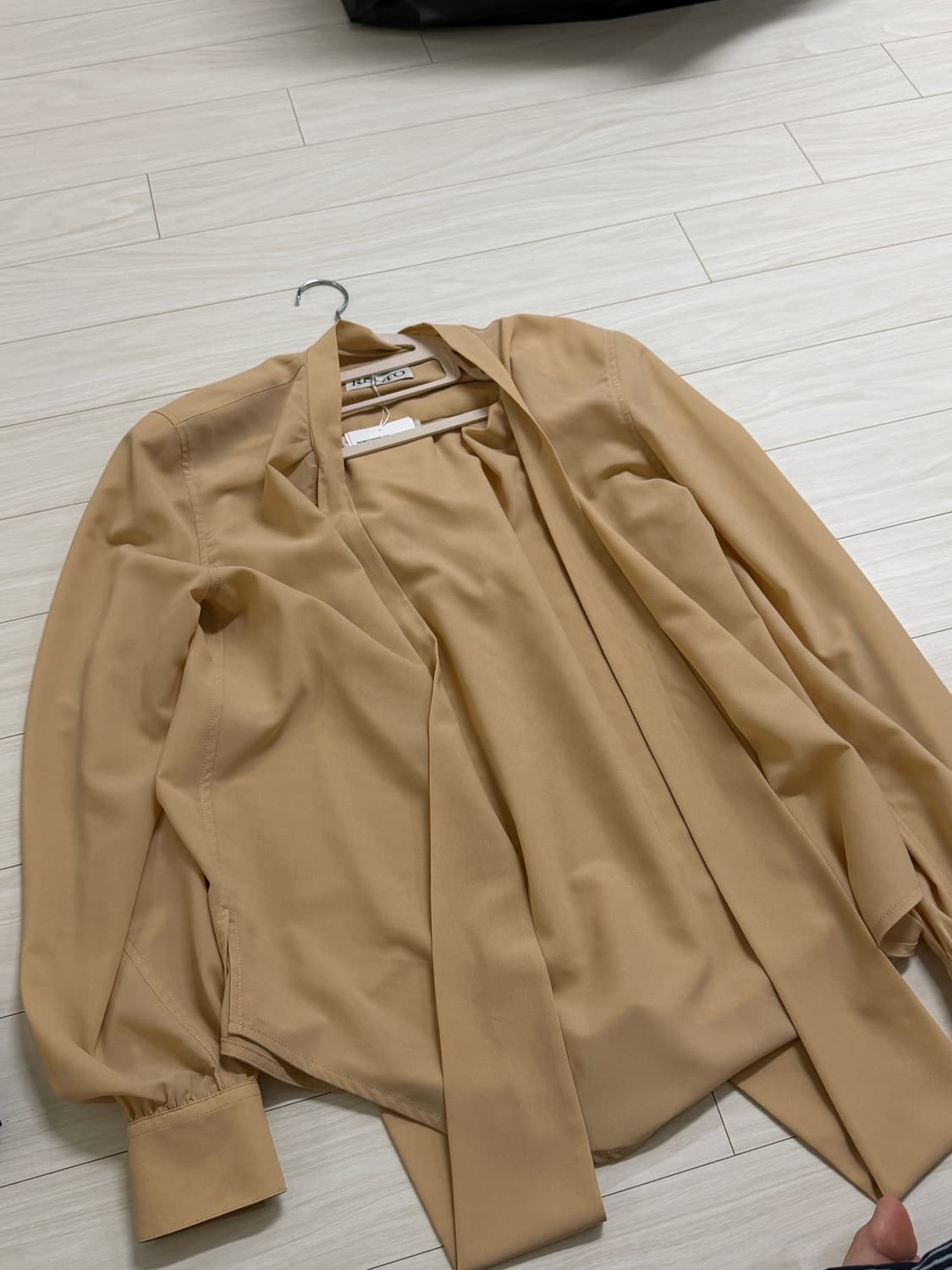 렉토 탑 블라우스 상품이미지1