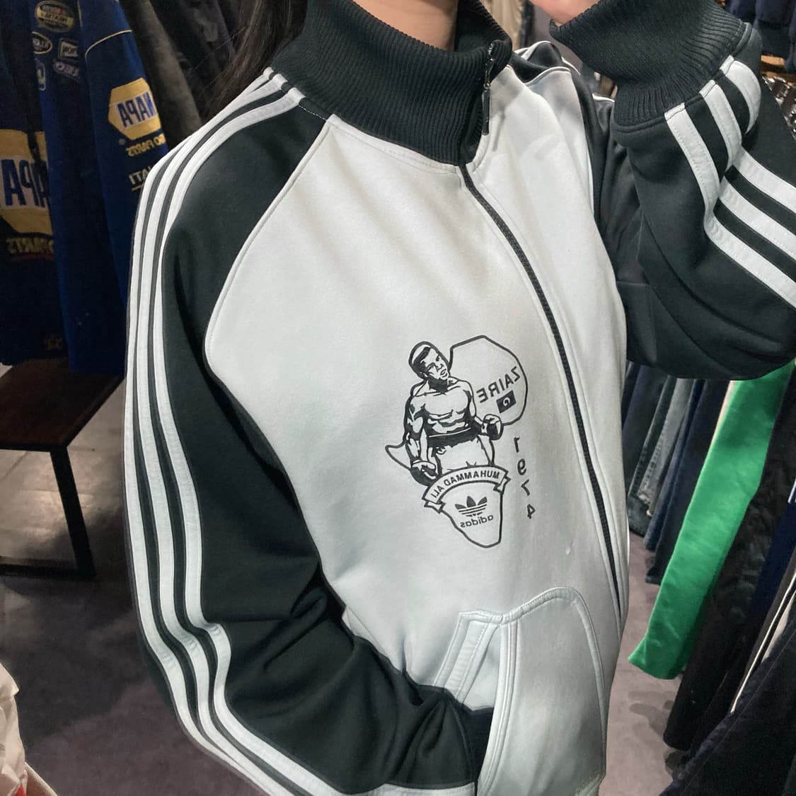 [IM] Adidas 무하마드 알리 져지 트랙탑 소라 상품이미지5