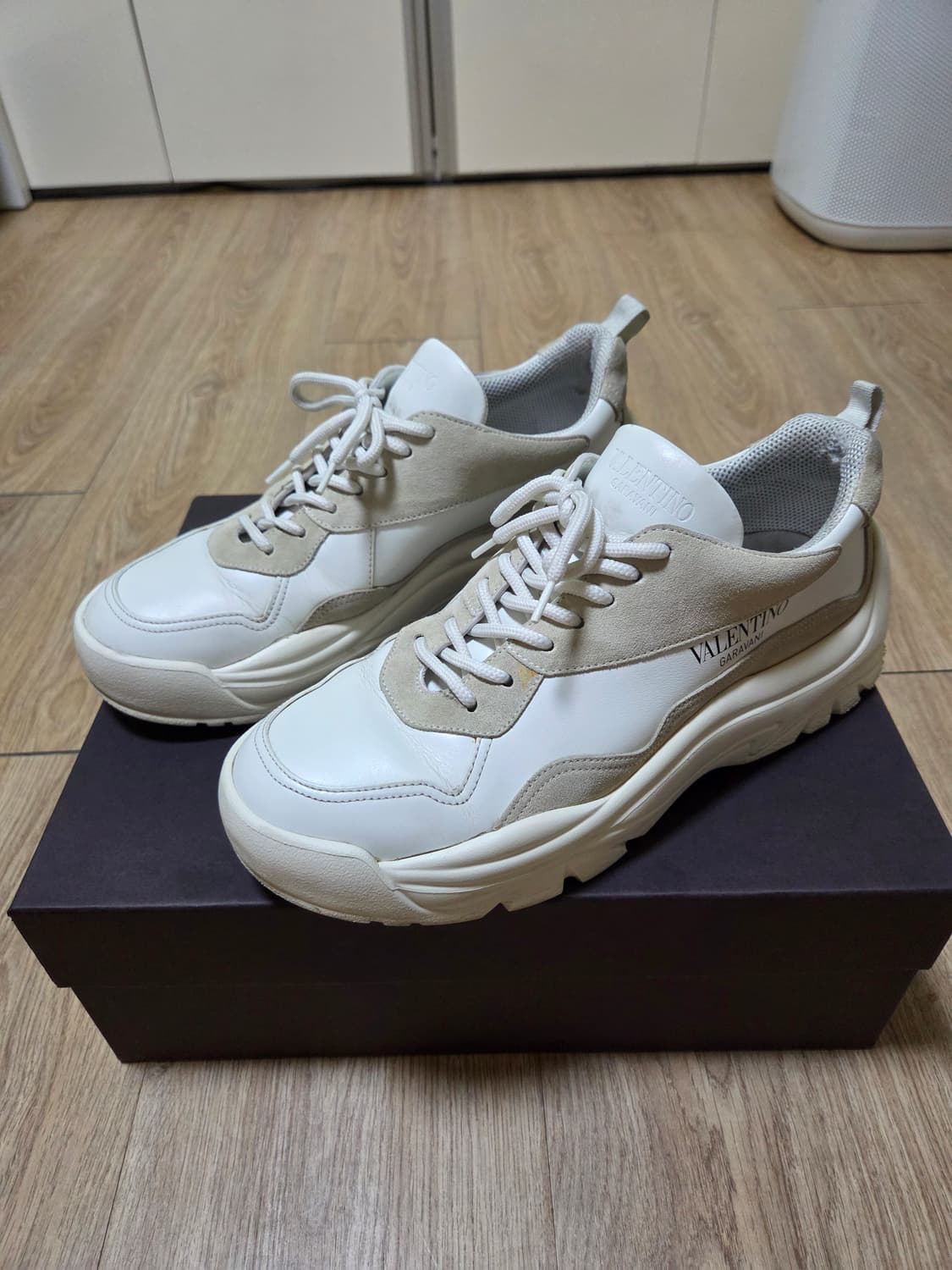 발렌티노 검보이 스니커즈 상품이미지4