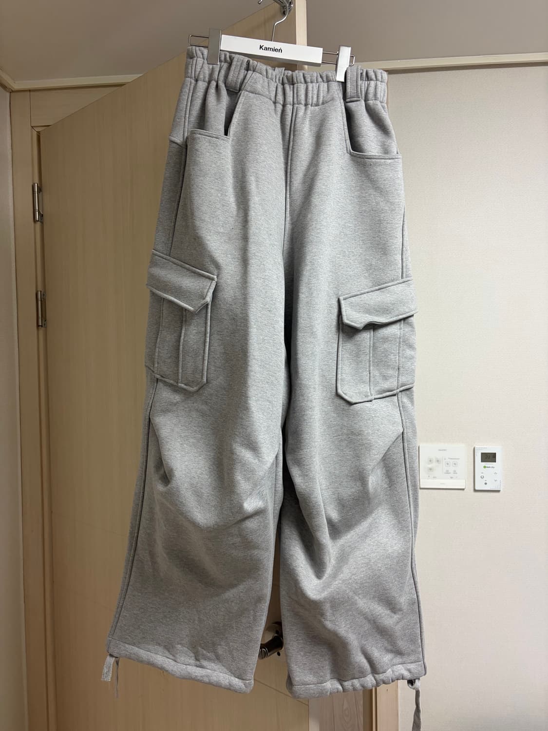 카미엔 오블리크 스웻팬츠 초판 상품이미지3