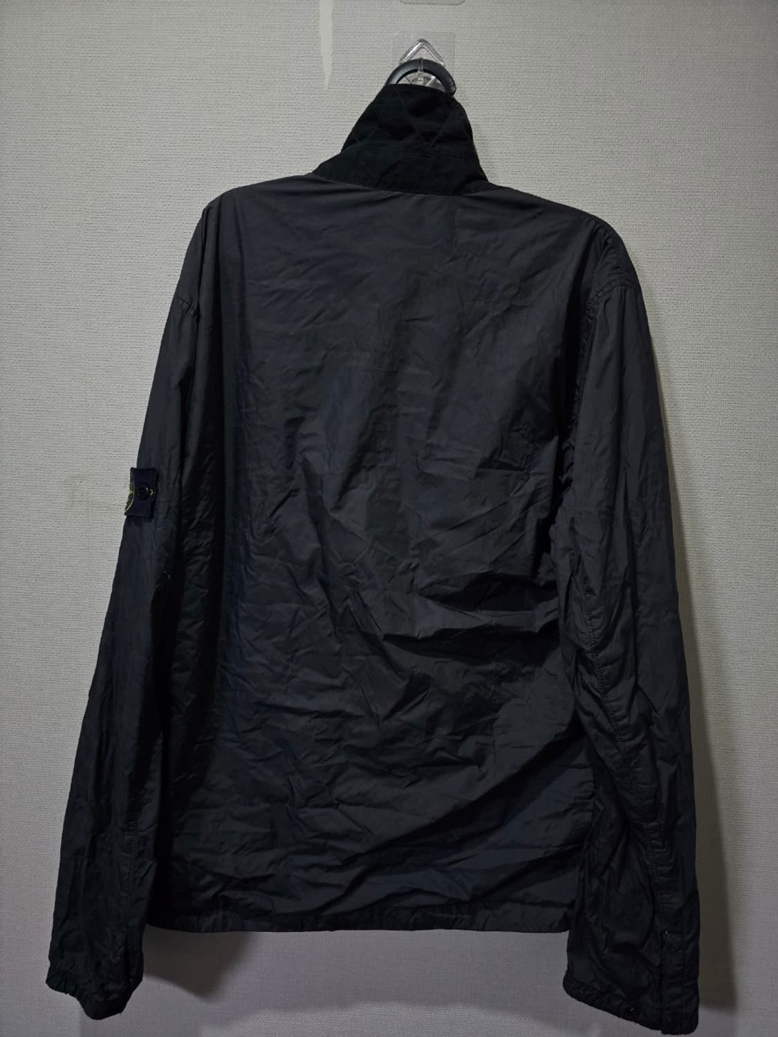 정품 스톤아일랜드 크링클랩스 바람막이 자켓 100 / L 상품이미지4