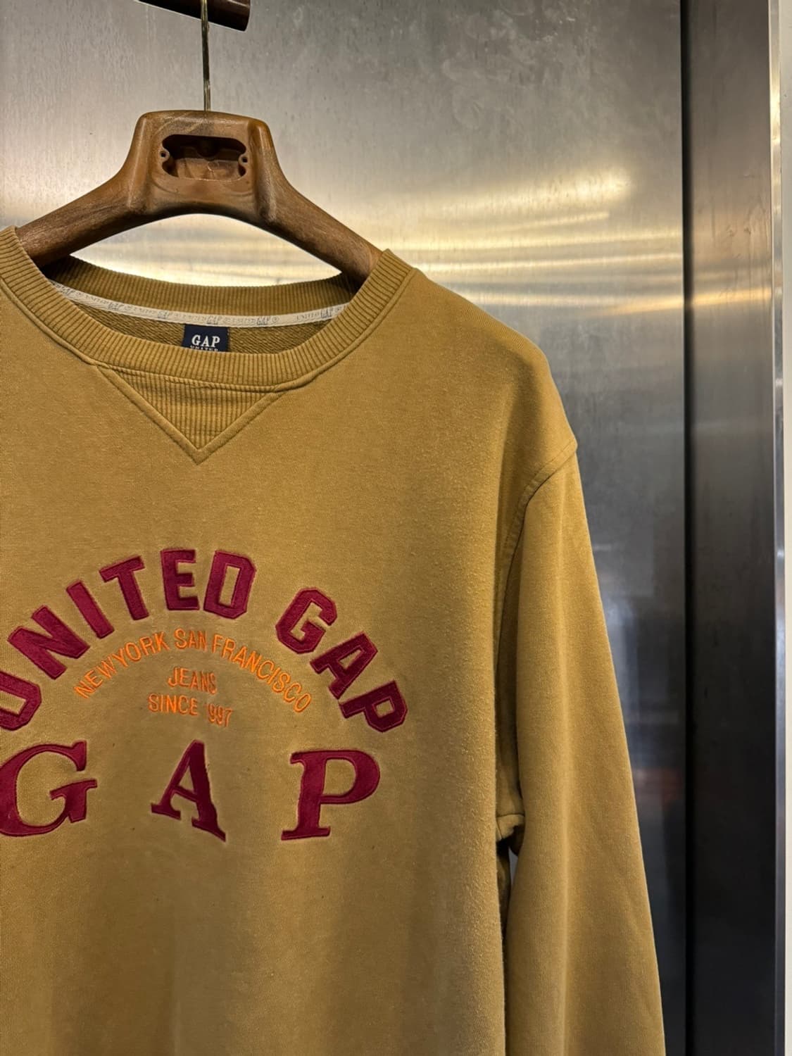 갭 맨투맨 상품이미지5