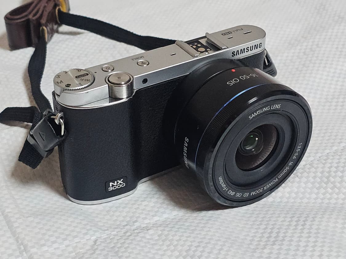 삼성 NX3000 미러리스 카메라 박스 세트 상품이미지2