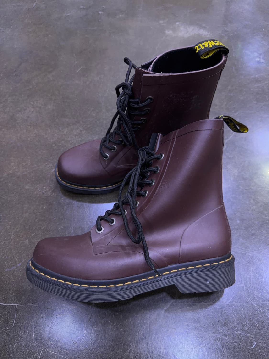 닥터마틴 드렌치 레이스 업 레인부츠 워커 부츠 버건디 260 상품이미지5