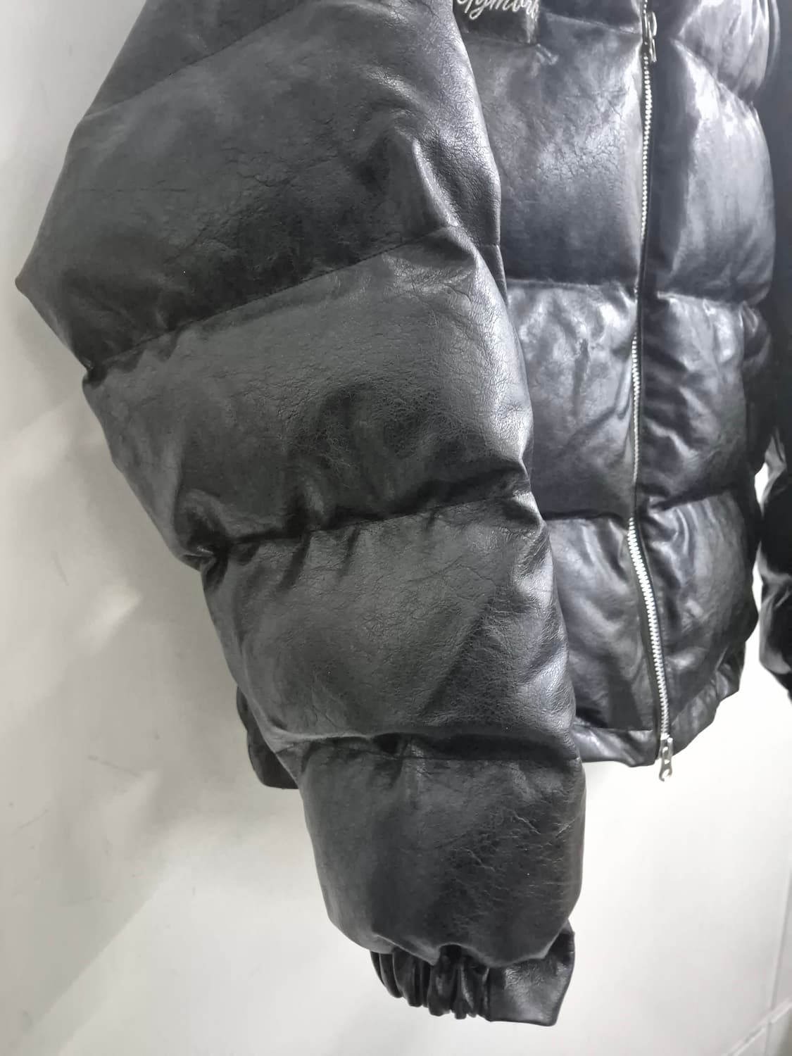 짐브로(GBRO)헤비 레더 숏패딩(L/100) 상품이미지3