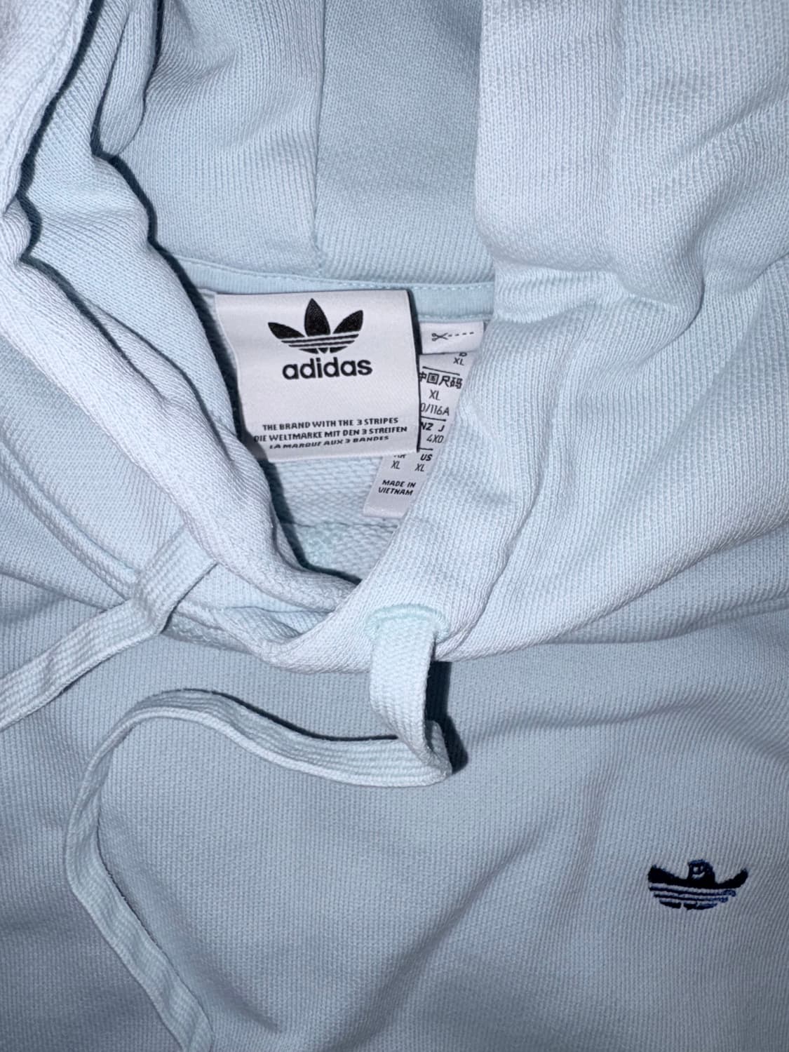 아디다스 x 마크곤잘레스 콜라보 시나모롤 스카이블루 후드티 상품이미지2