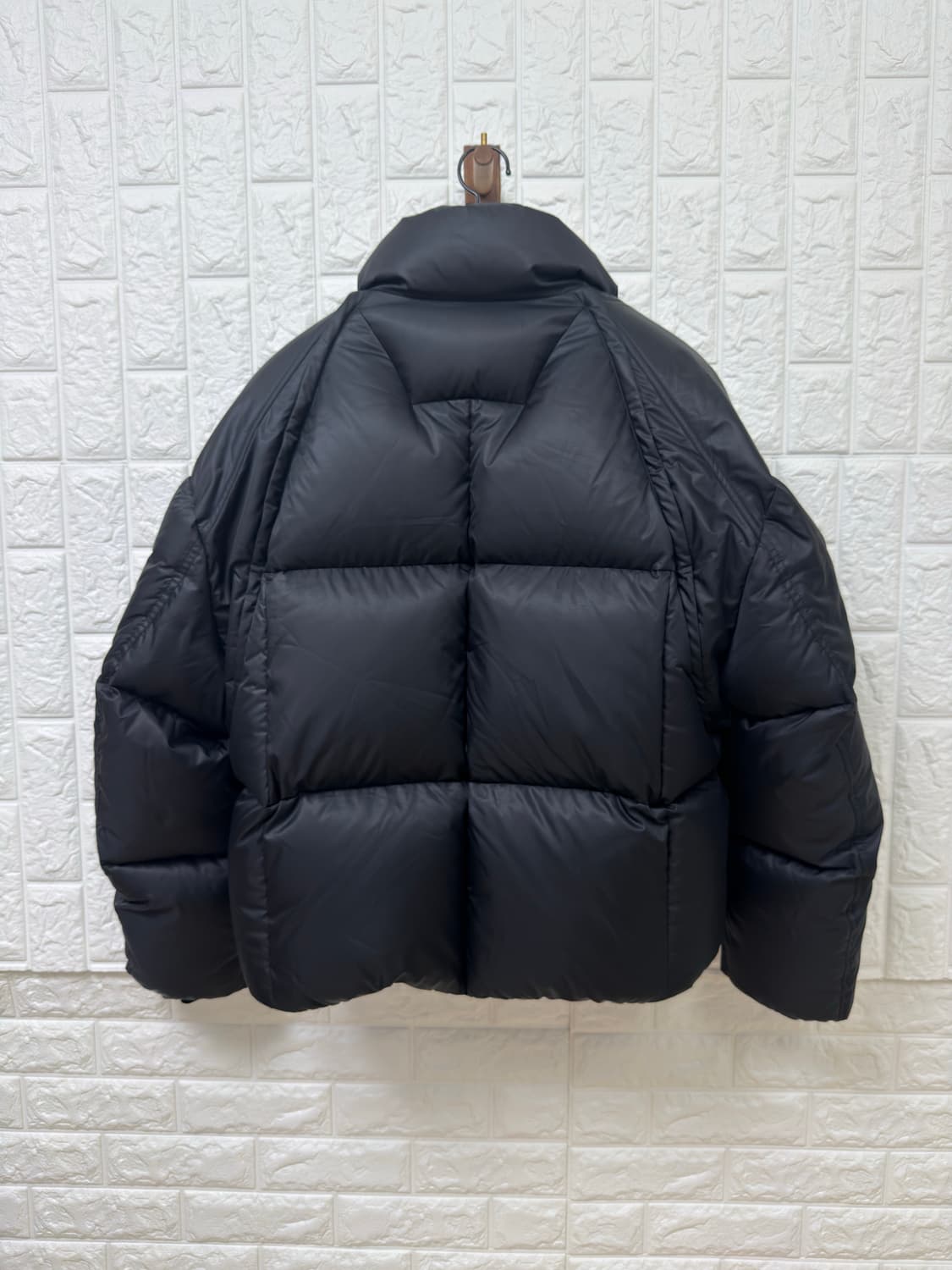 (25FW새상품)준지 립스탑 슬리브 디테처블 숏 다운 점퍼(46) 상품이미지2