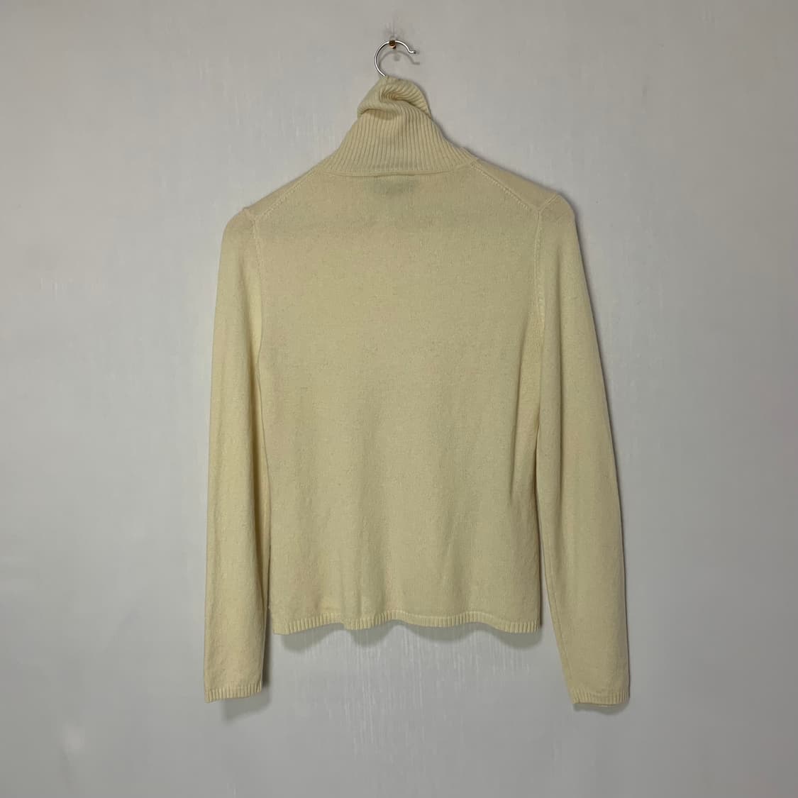 아이보리 터틀넥 니트 캐시미어 100 빈티지 상품이미지3