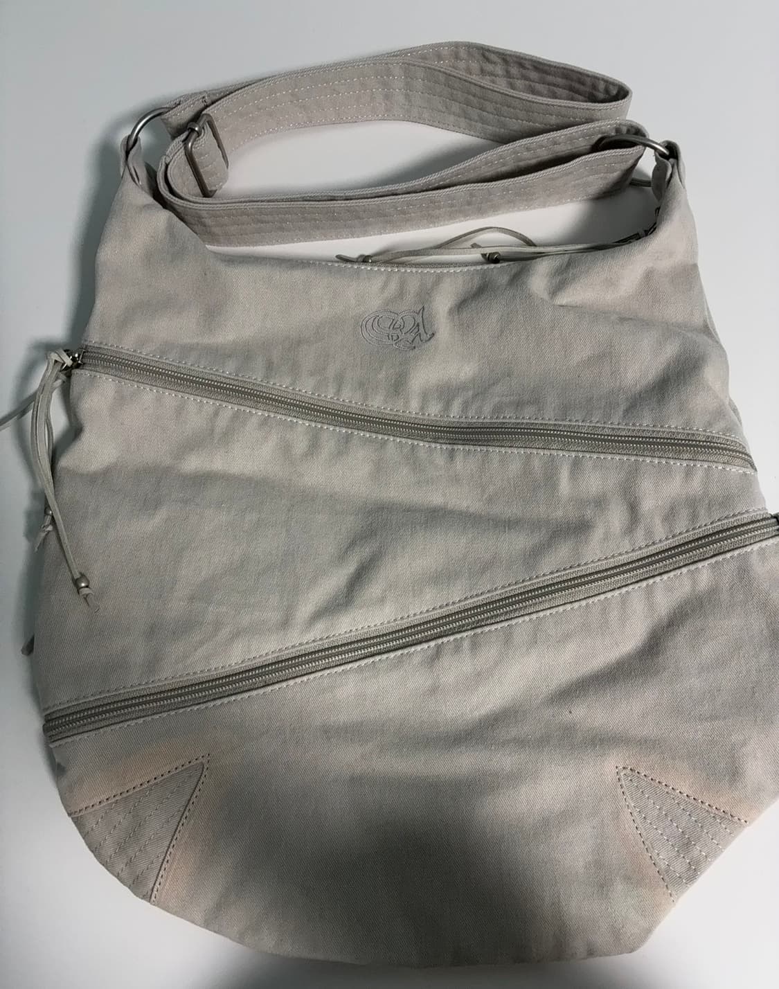 스컬프터 Expandable Hobo Bag Ice 상품이미지2