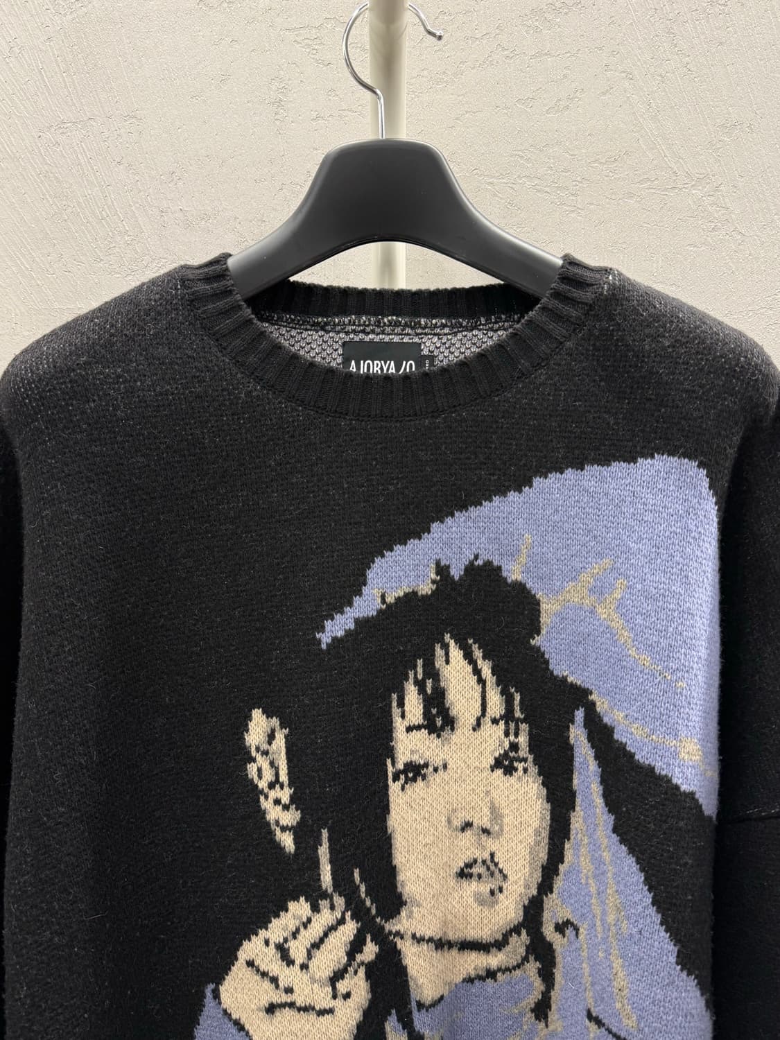 아조바이아조 오버사이즈 니트 블랙/블루 상품이미지3