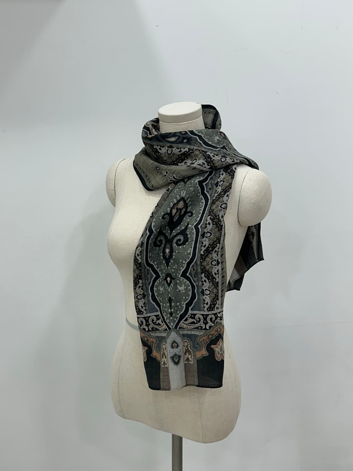 에트로 울 실크 머플러 상품이미지4