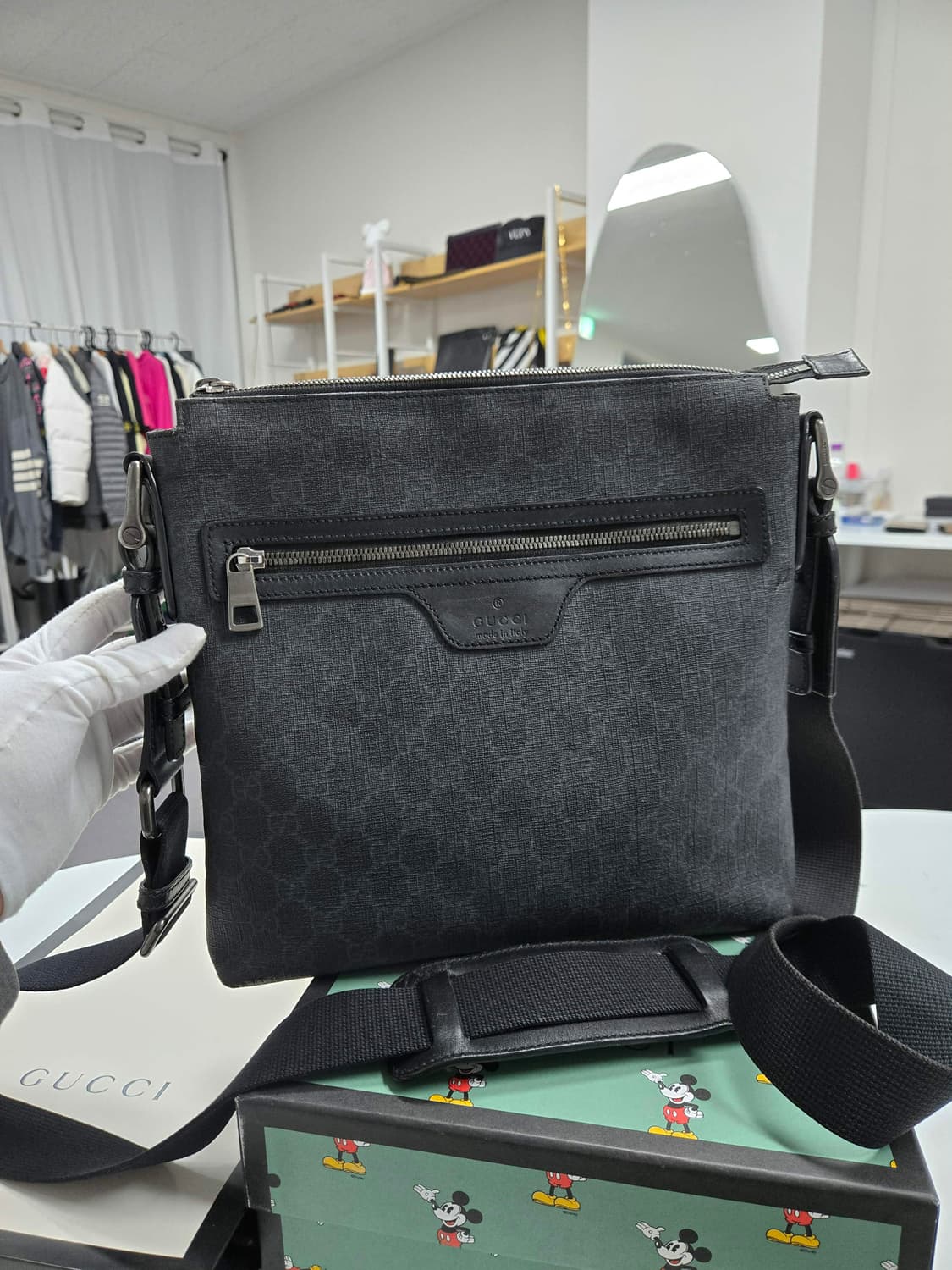 [A급컨디션] 구찌 시그니처 GG 메신저백 상품이미지1