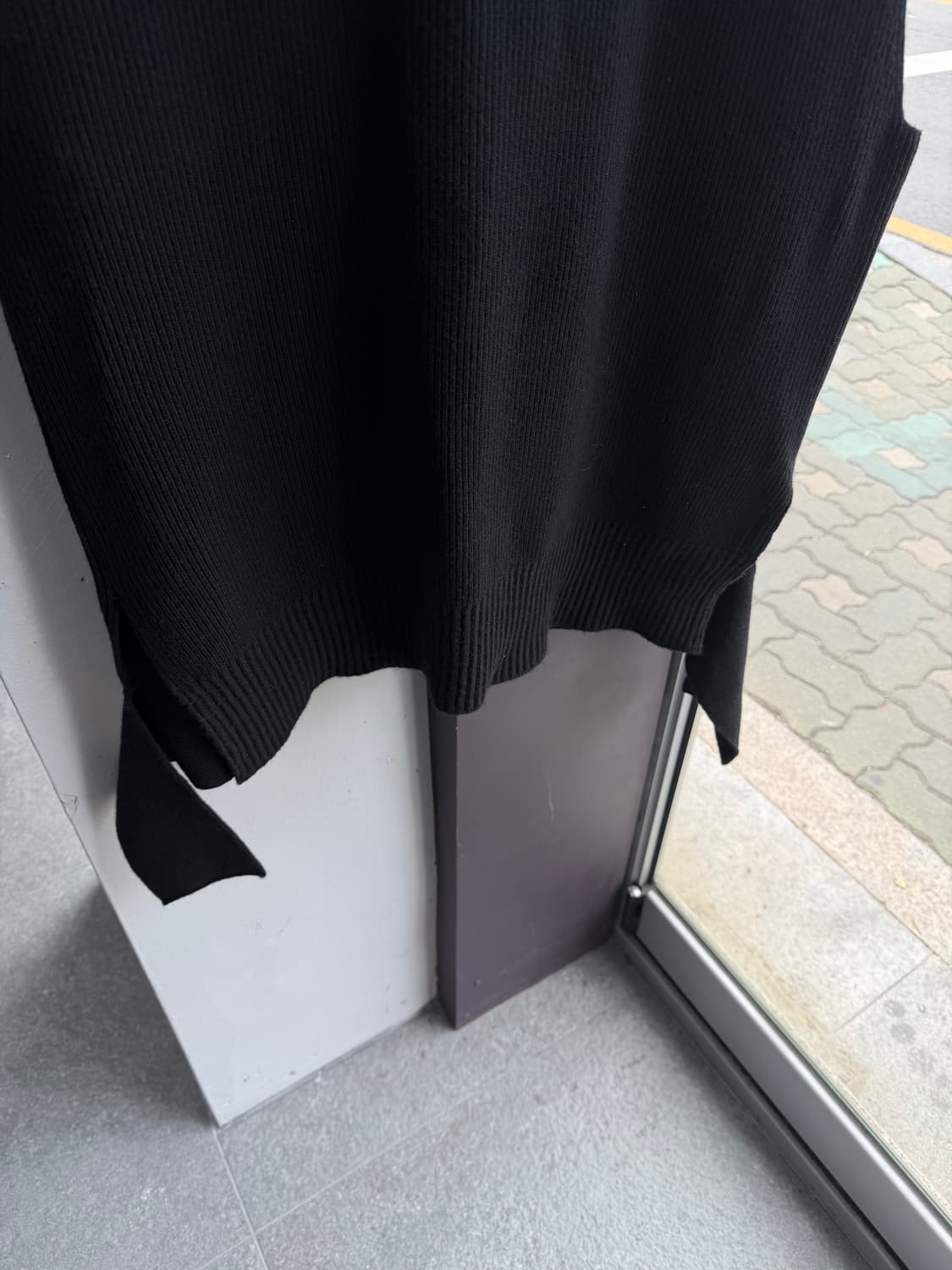 105/ 시스템옴므 밑단 절개 스웻 니트 베스트 상품이미지4