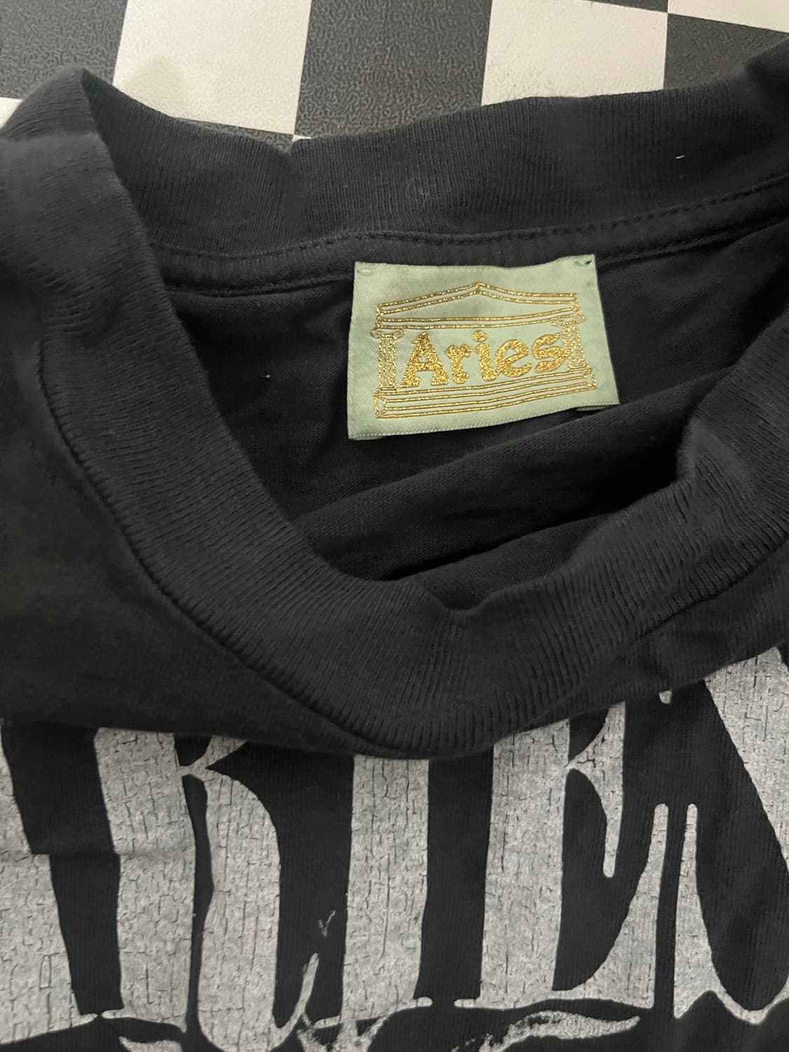 Aries destroyed nirvana ss tee xs 상품이미지3