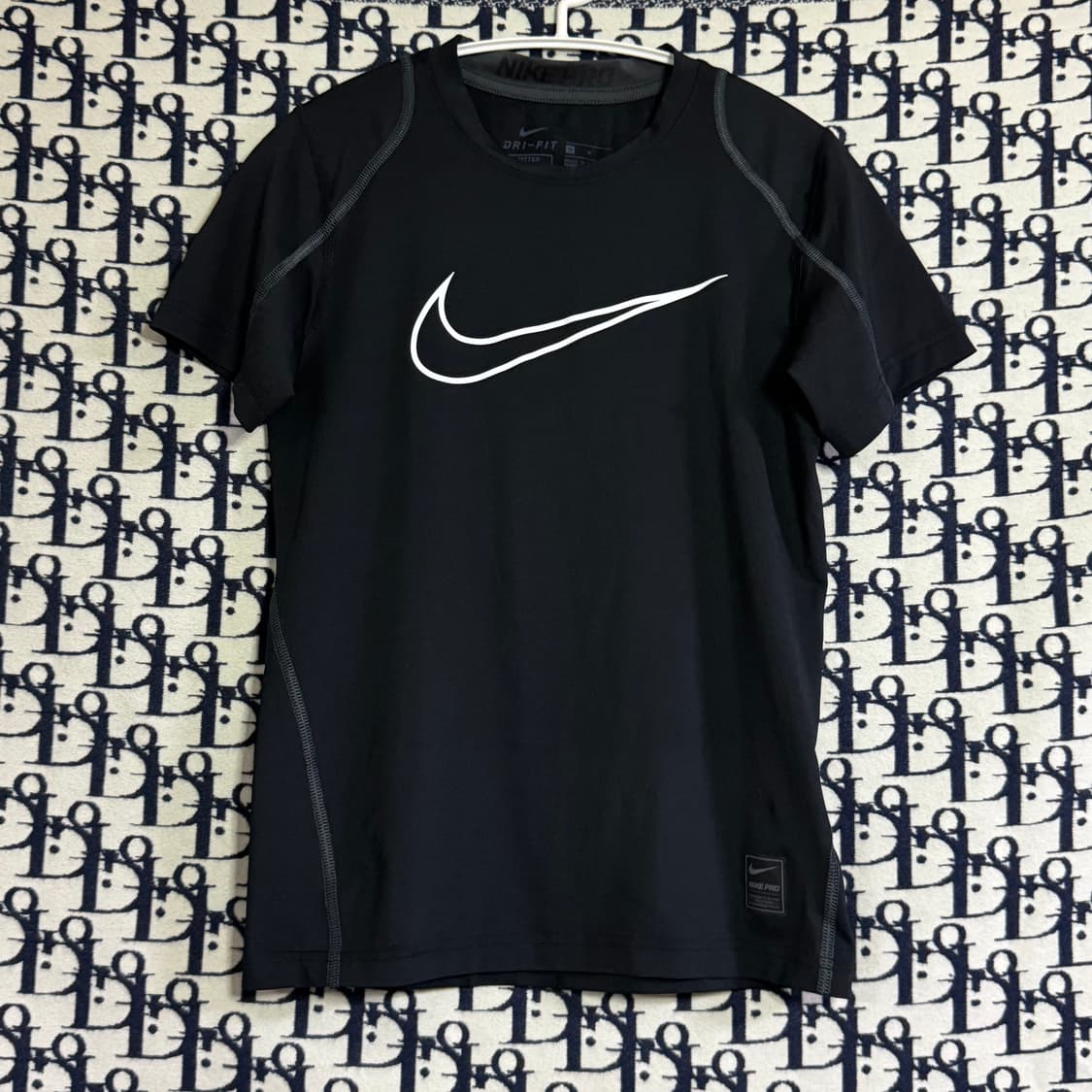 나이키 프로 드라이핏 반팔 티셔츠 M 상품이미지1