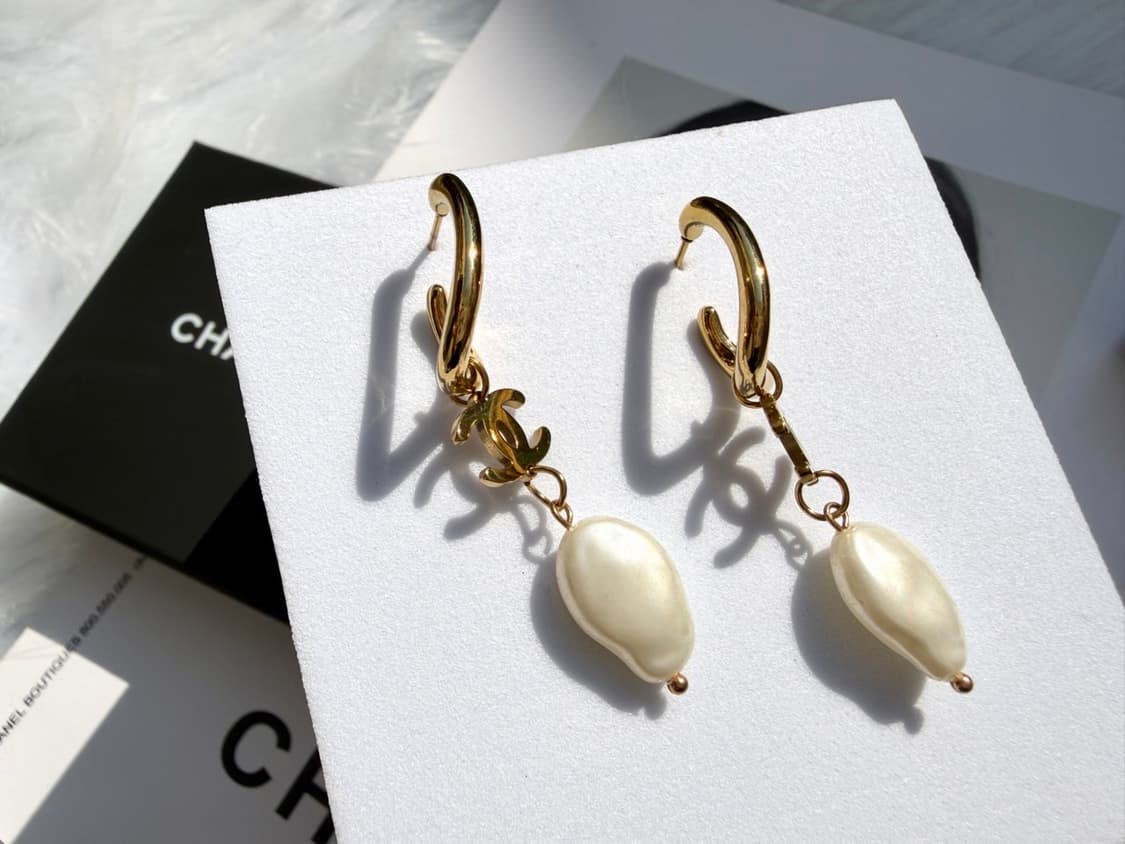 샤넬 모던 골드 진주 이어링 상품이미지7