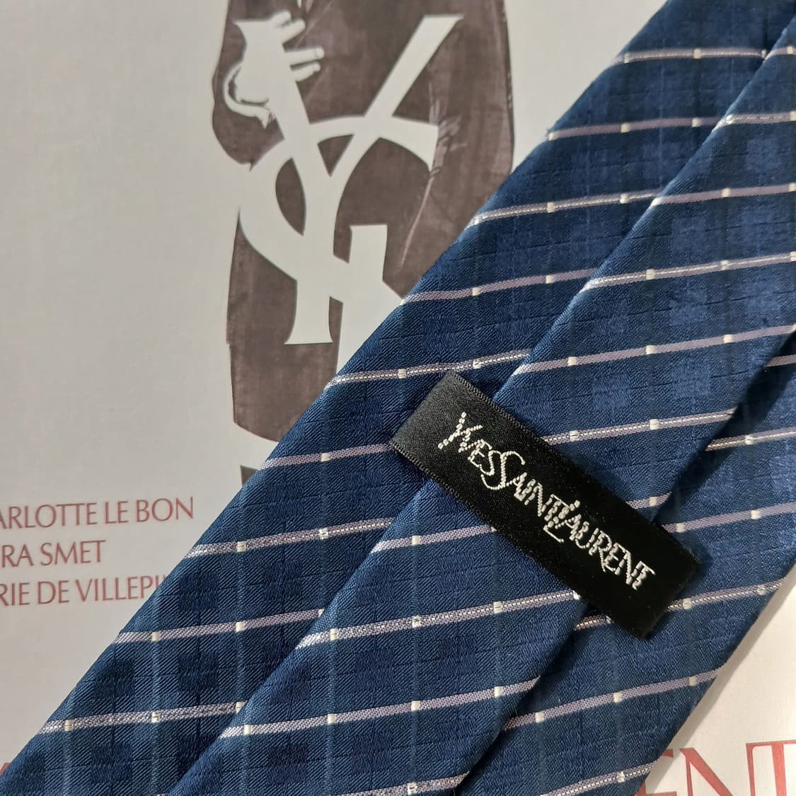 입생로랑 실크 네이비 스트라이프 넥타이 9.7cm A+등급 A19593
 상품이미지9