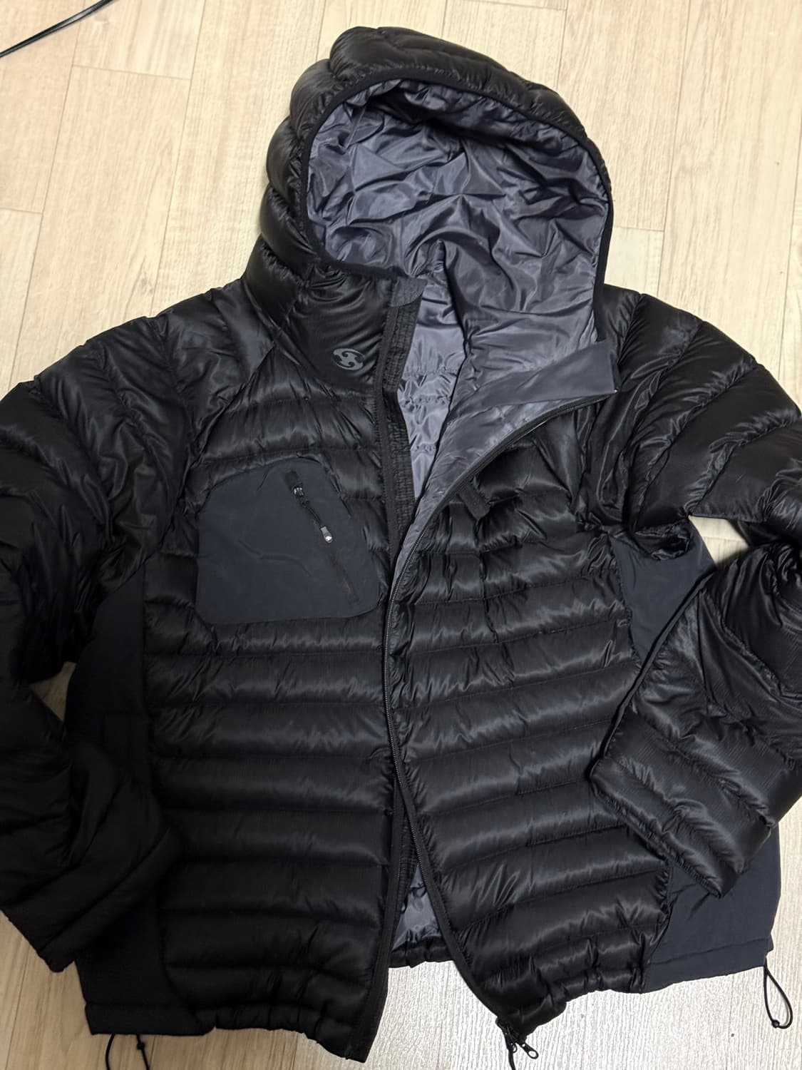 산산기어 패널드 패딩 3사이즈 상품이미지1