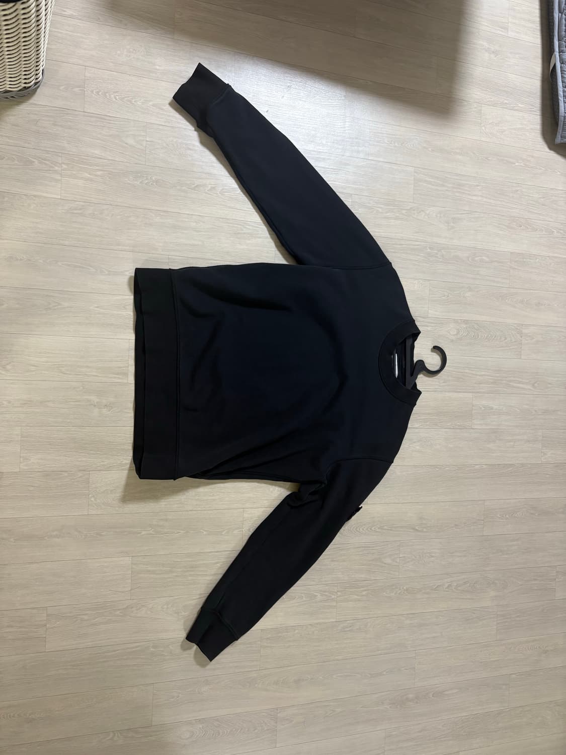 스톤아일랜드 블랙 라지 L 맨투맨 상품이미지2