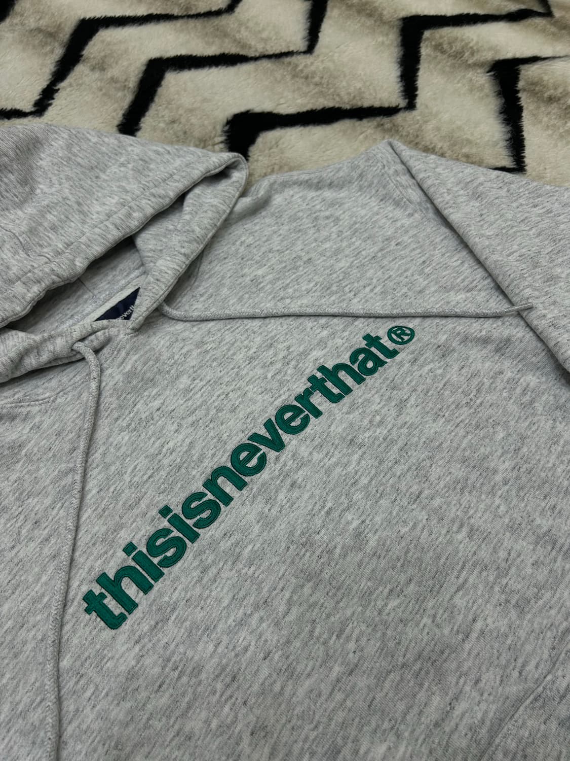 [M]디스이즈네버댓 T-로고 오버핏 후드/라이트그레이 상품이미지1