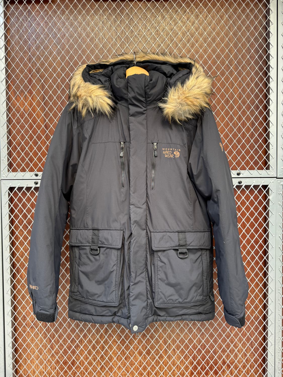 마운틴하드웨어 구스다운 패딩파카 블랙 L 상품이미지1